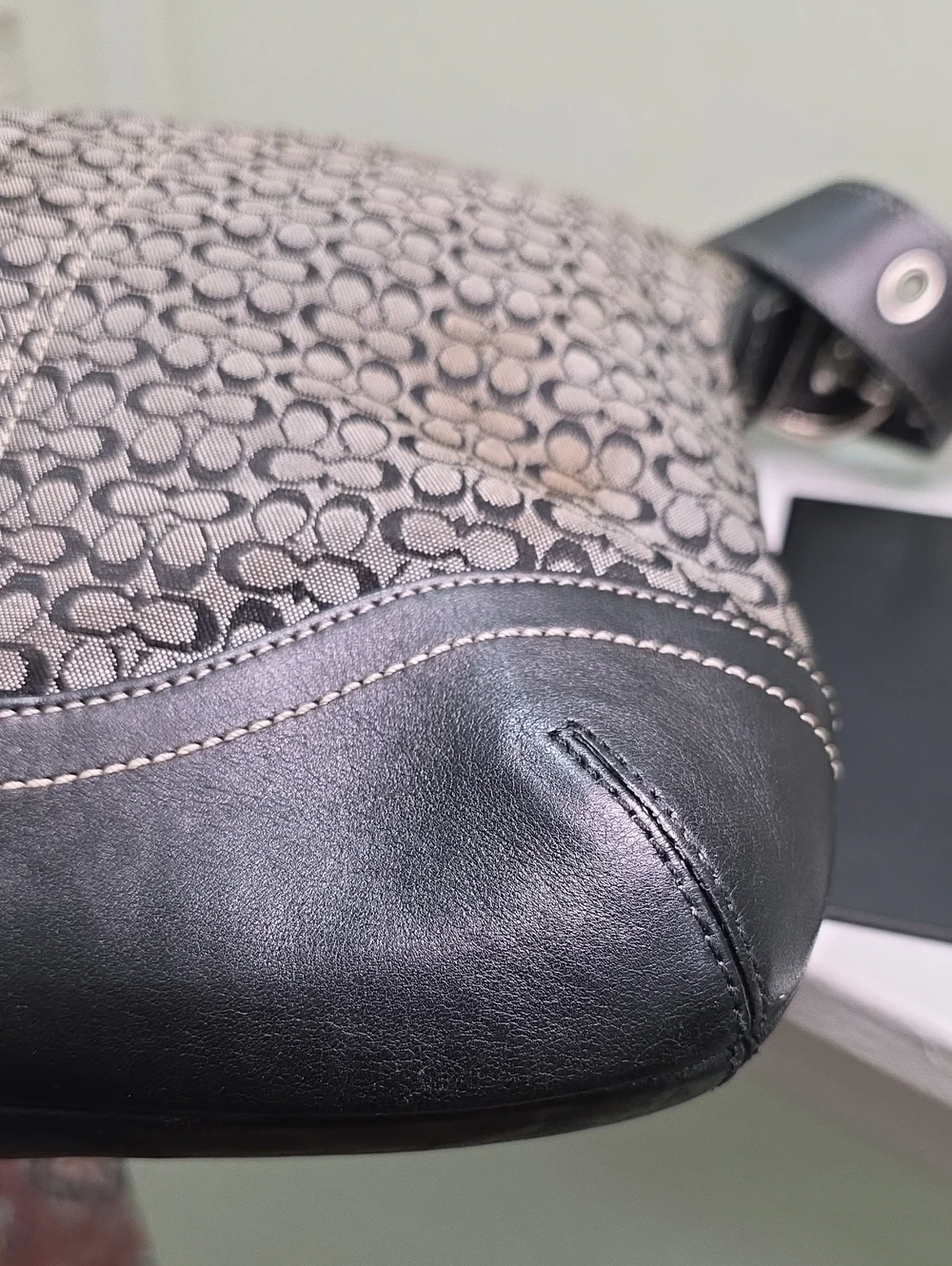 Coach F10944 Grey/Black Signature Print Crossbody Bag w/Matching SOHO Wristlet